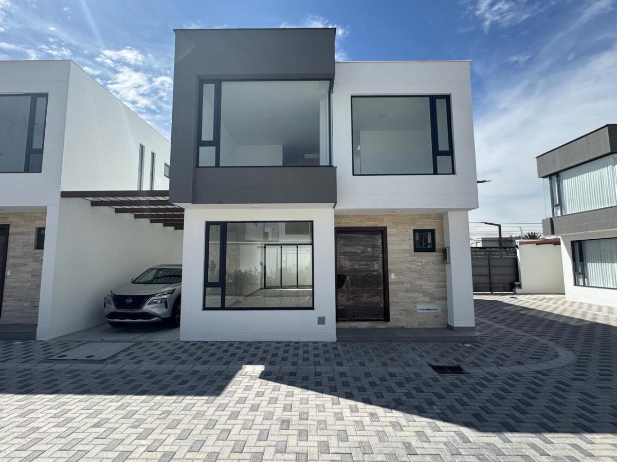 Casa en Tumbaco — imagen 10