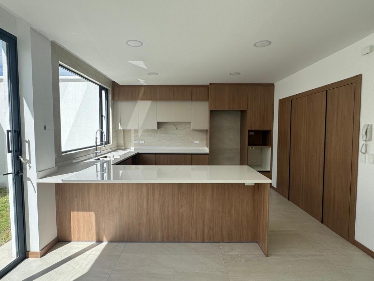 Casa en Tumbaco — imagen 9