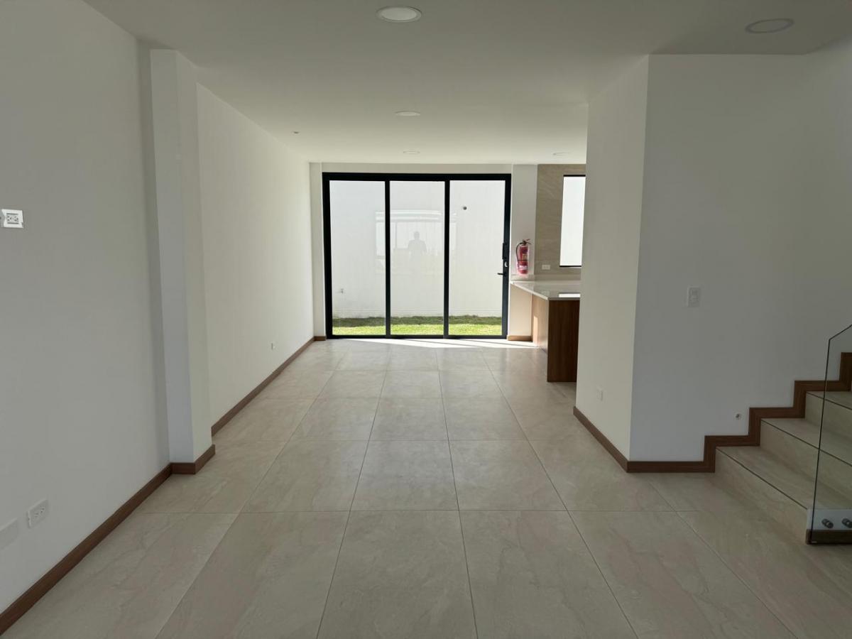 Casa en Tumbaco — imagen 8