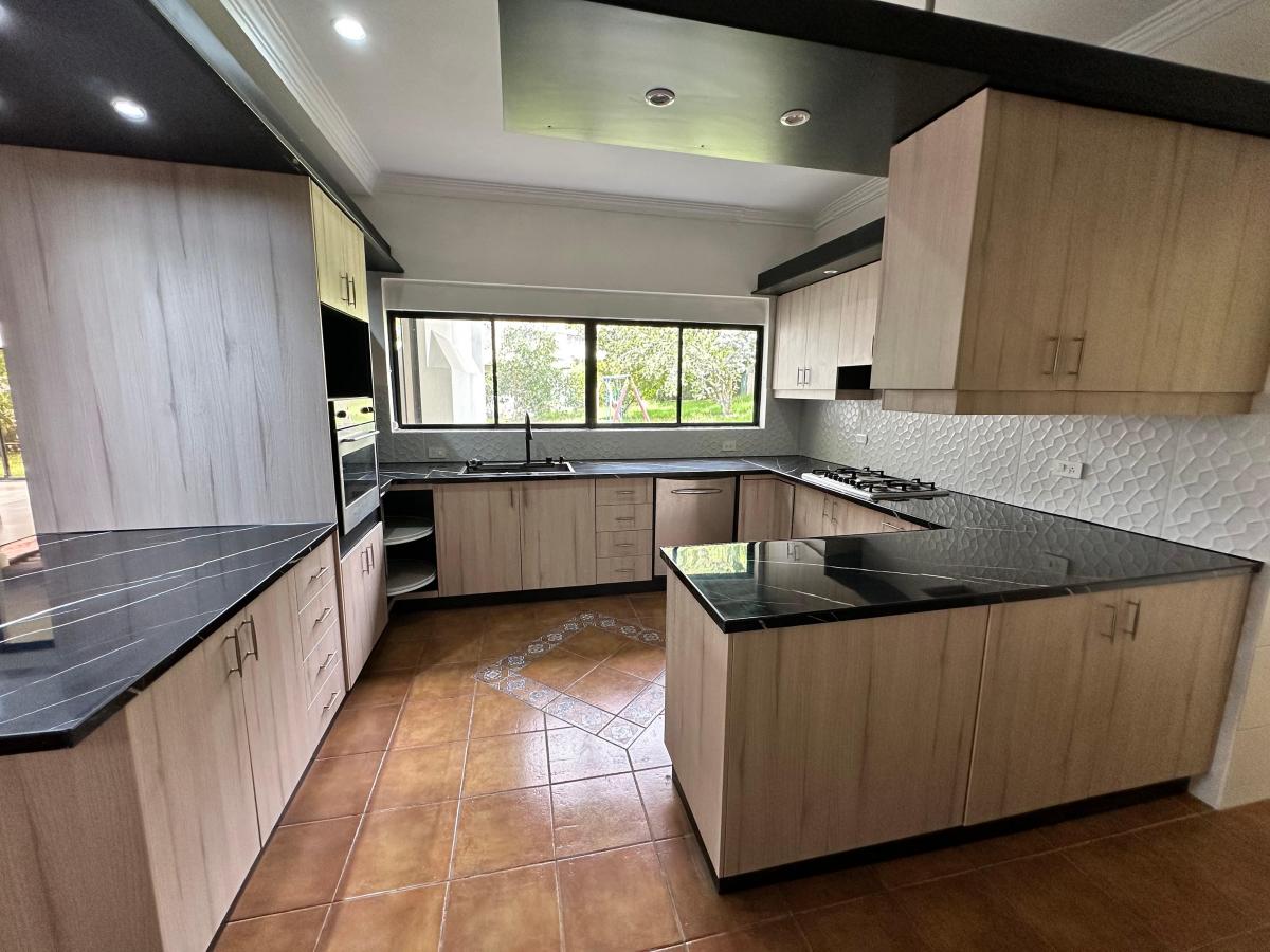 Casa en Venta Conjunto Exclusivo Sector La Armenia — imagen 6