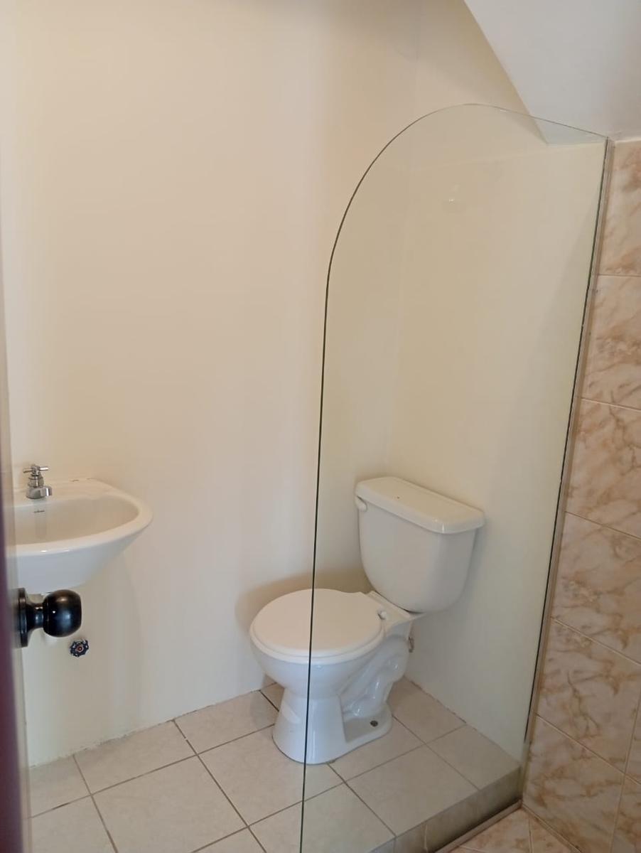 Casa en Venta Vía Salitre, Urb. Gran Vittoria Etapa Rosetta Rauh, Guayas — imagen 8