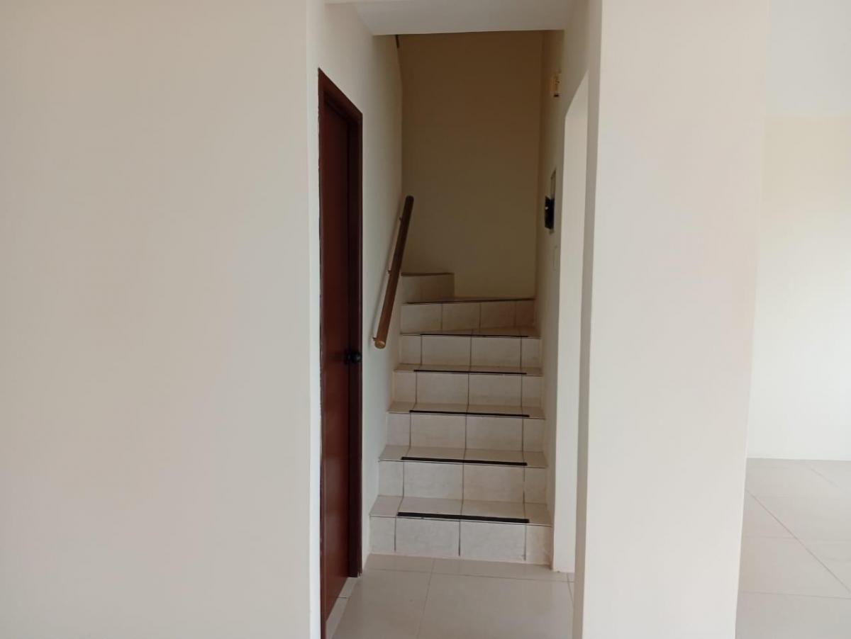 Casa en Venta Vía Salitre, Urb. Gran Vittoria Etapa Rosetta Rauh, Guayas — imagen 2