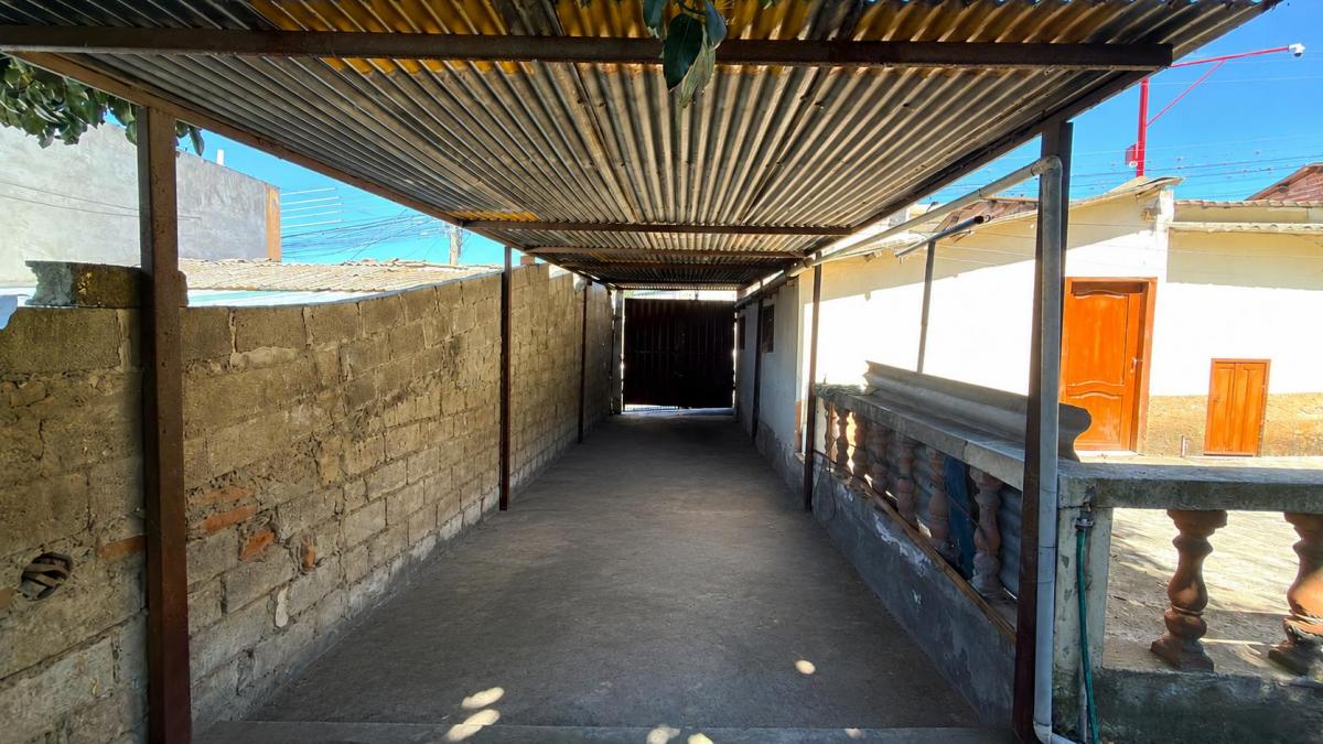 Casa en Venta con Amplio Terreno en Cotacachi, Imbabura — imagen 6