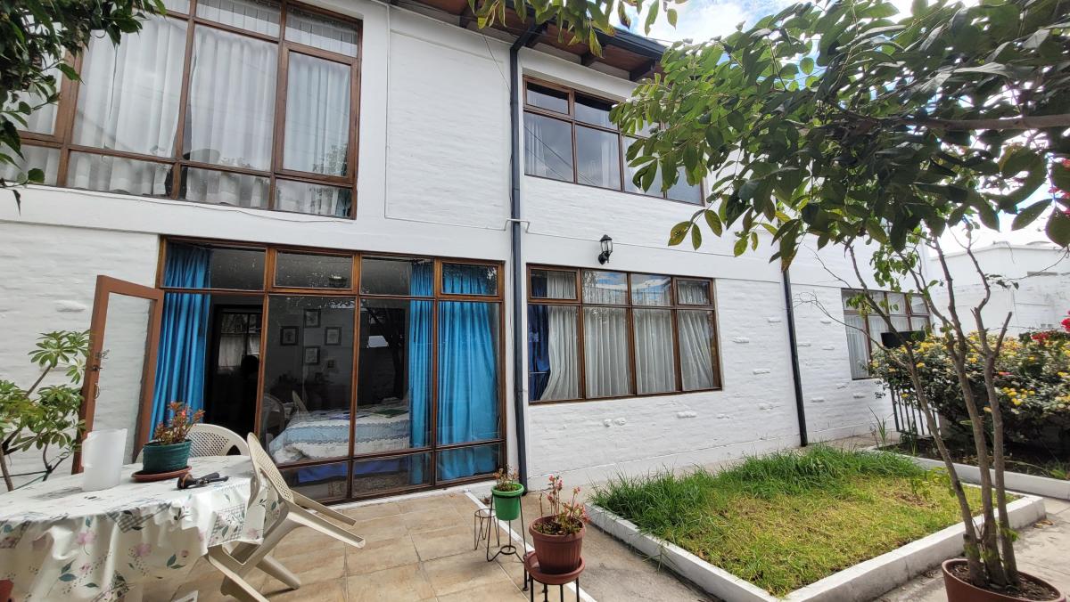 Casa de Venta Independiente, Cumbayá, Miravalle 3. Dos Departamentos — imagen 10
