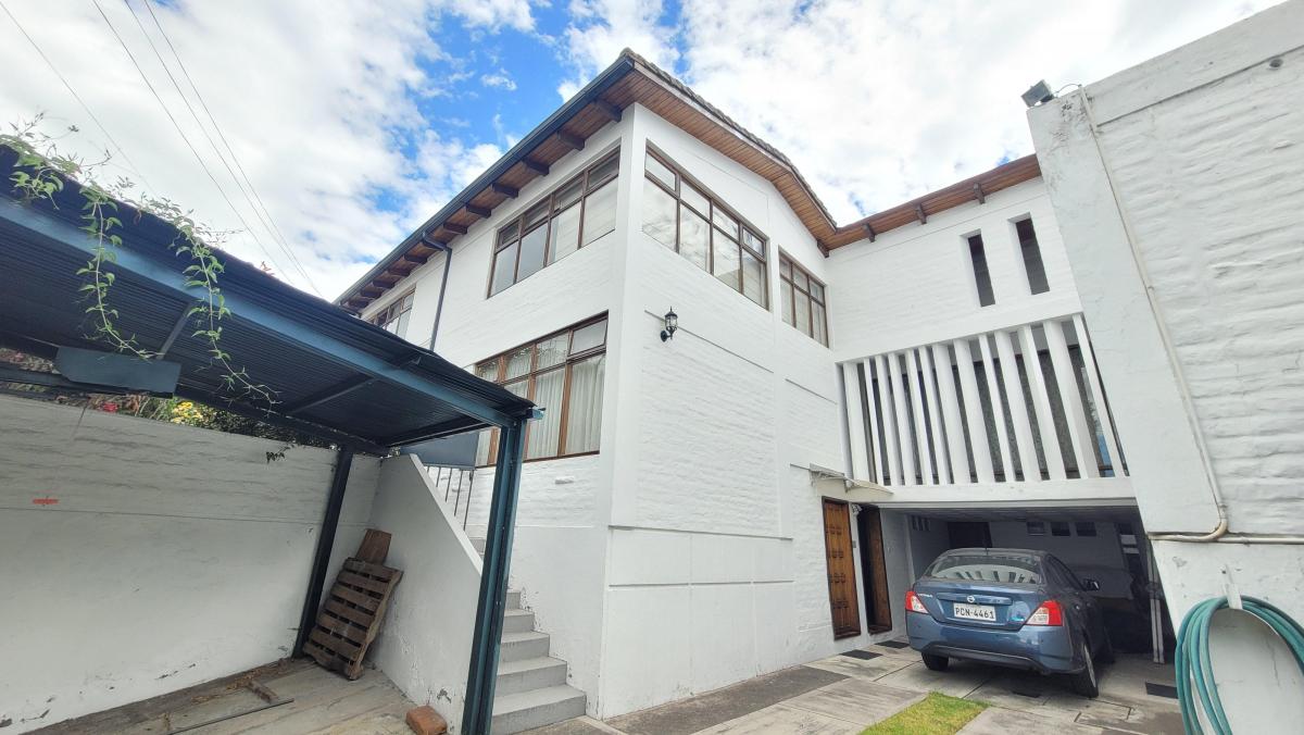 Casa de Venta Independiente, Cumbayá, Miravalle 3. Dos Departamentos — imagen 9