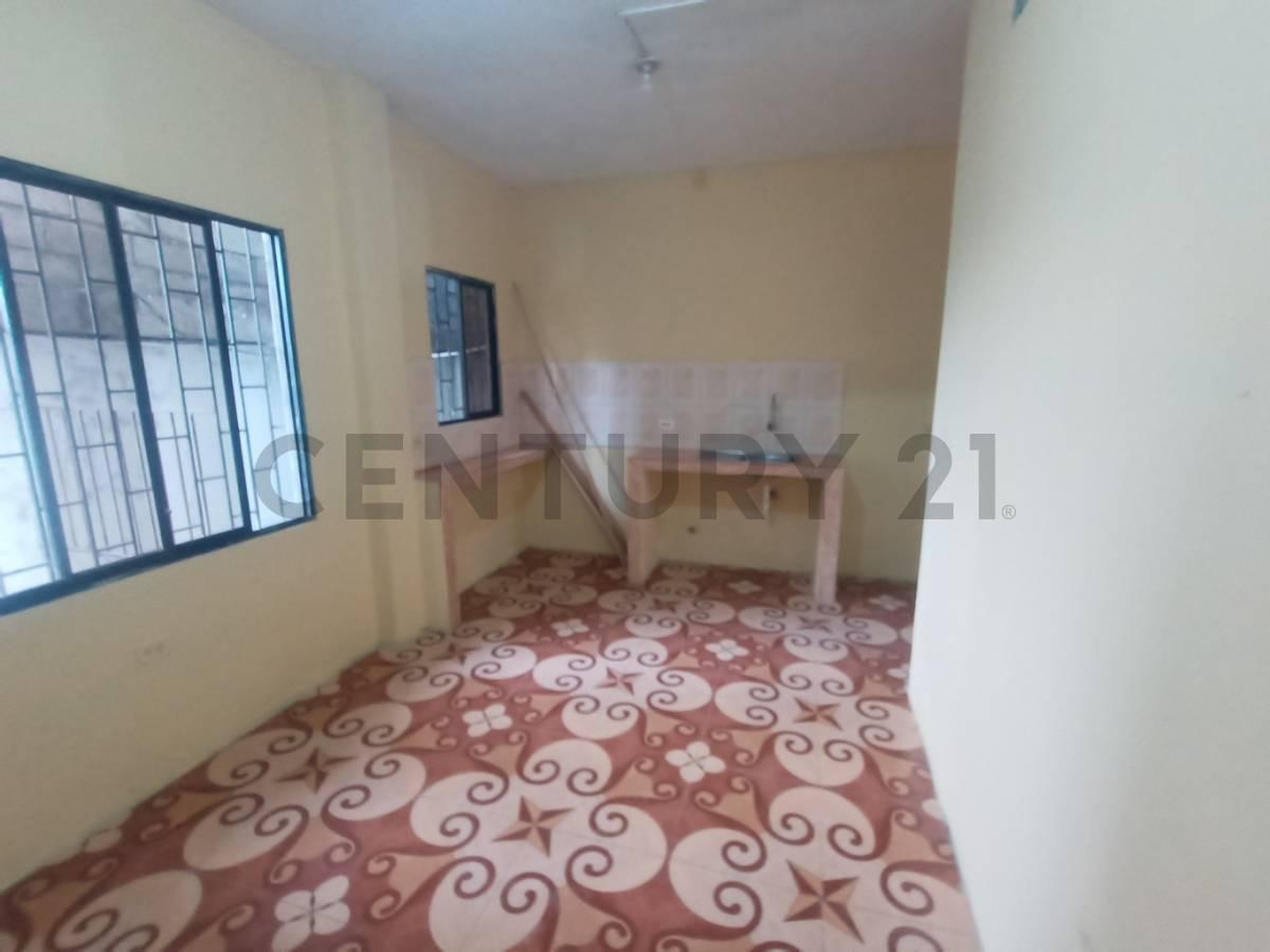 Vendo Casa Rentera Coop. Juan Montalvo 7 Departamentos 1% Rentabilidad, Guayas — imagen 6
