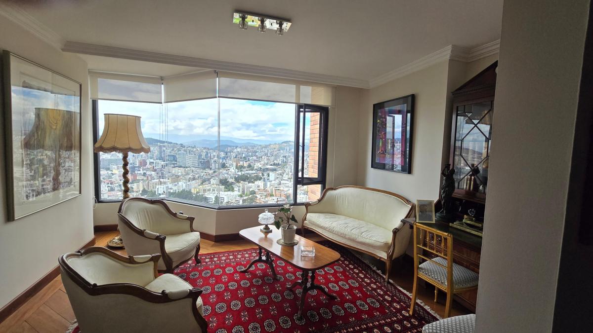 Exclusivo Departamento de Lujo Totalmente Remodelado con Espectacular Vista Panorámica a La Ciudad | — imagen 9