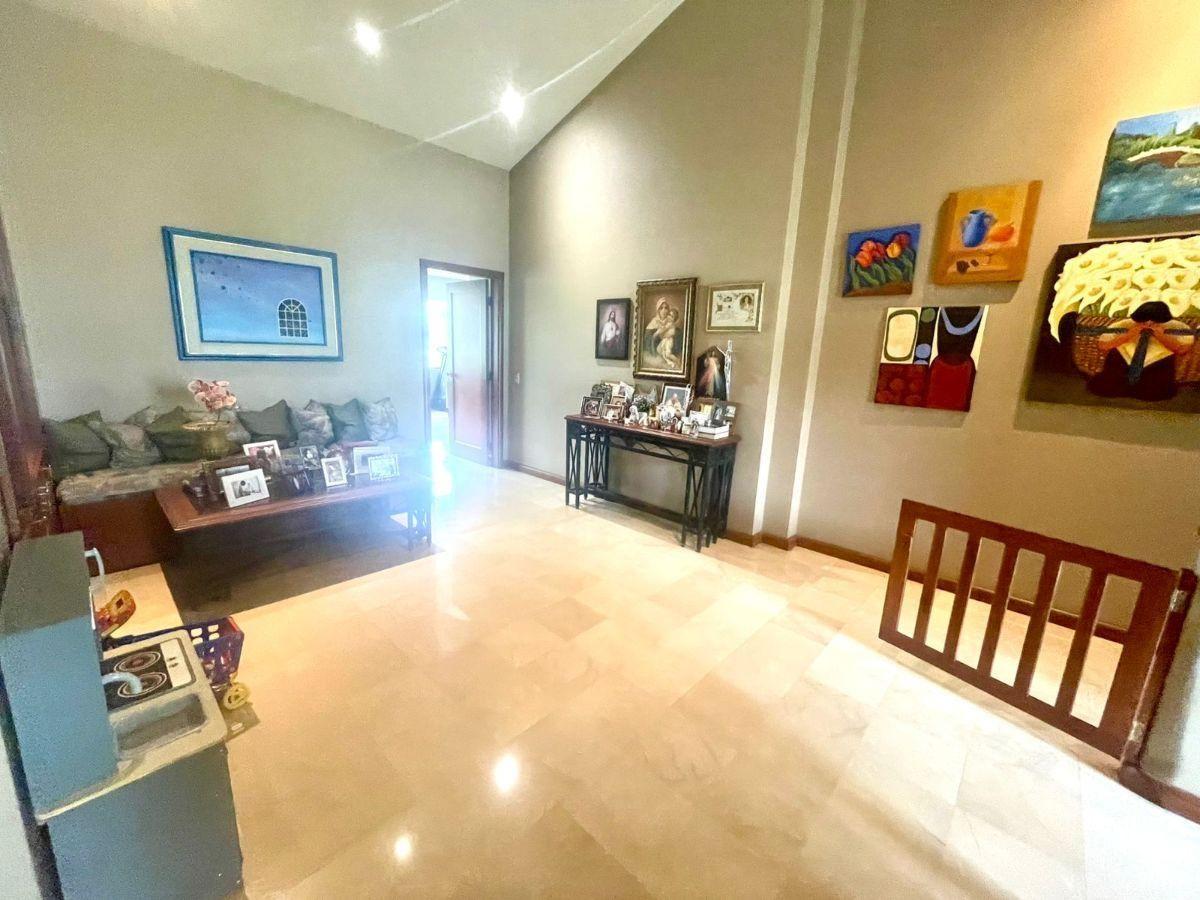Samborondón Km 2 Urbanización Laguna Dorada Casa en Venta, Guayas — imagen 6