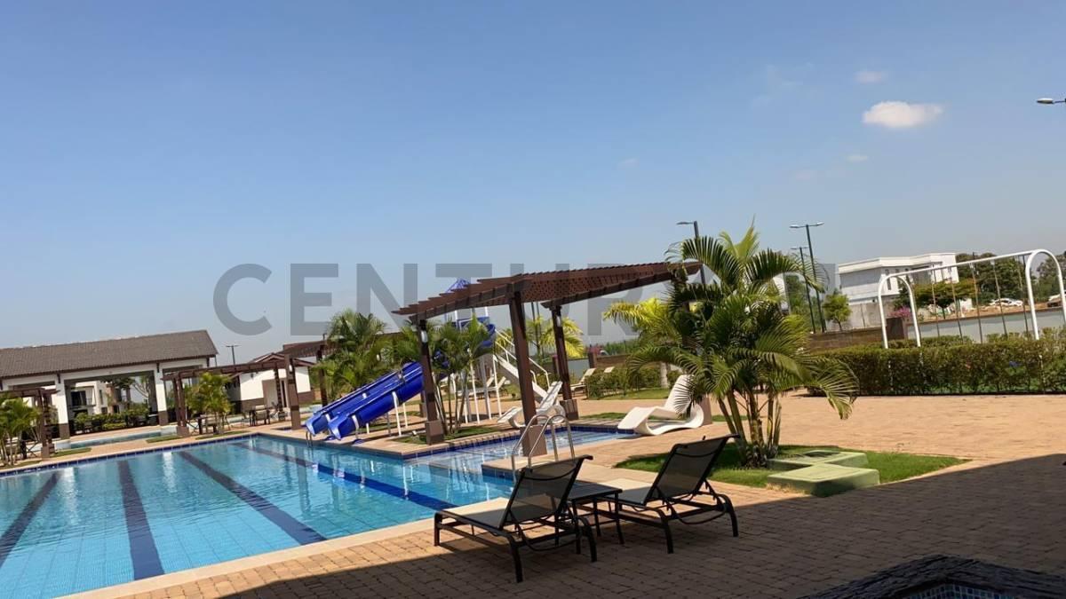 Elegante Casa en Venta en Isla Celeste, Etapa Babor. J. Mar, Guayas — imagen 7