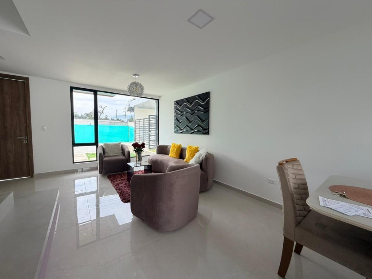 En Venta Linda Casa Tres Dorm. Ubicada en La Pampa — imagen 8