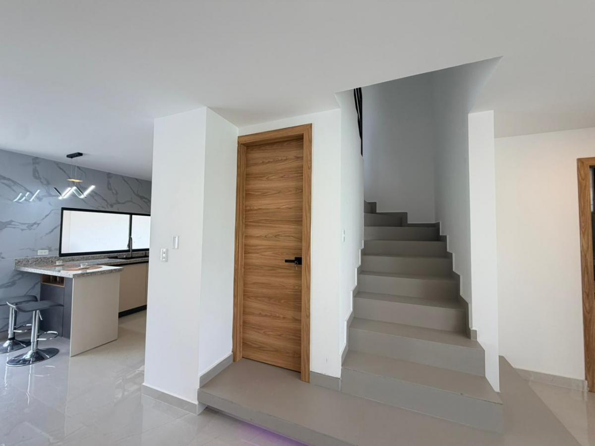 En Venta Linda Casa Tres Dorm. Ubicada en La Pampa — imagen 3