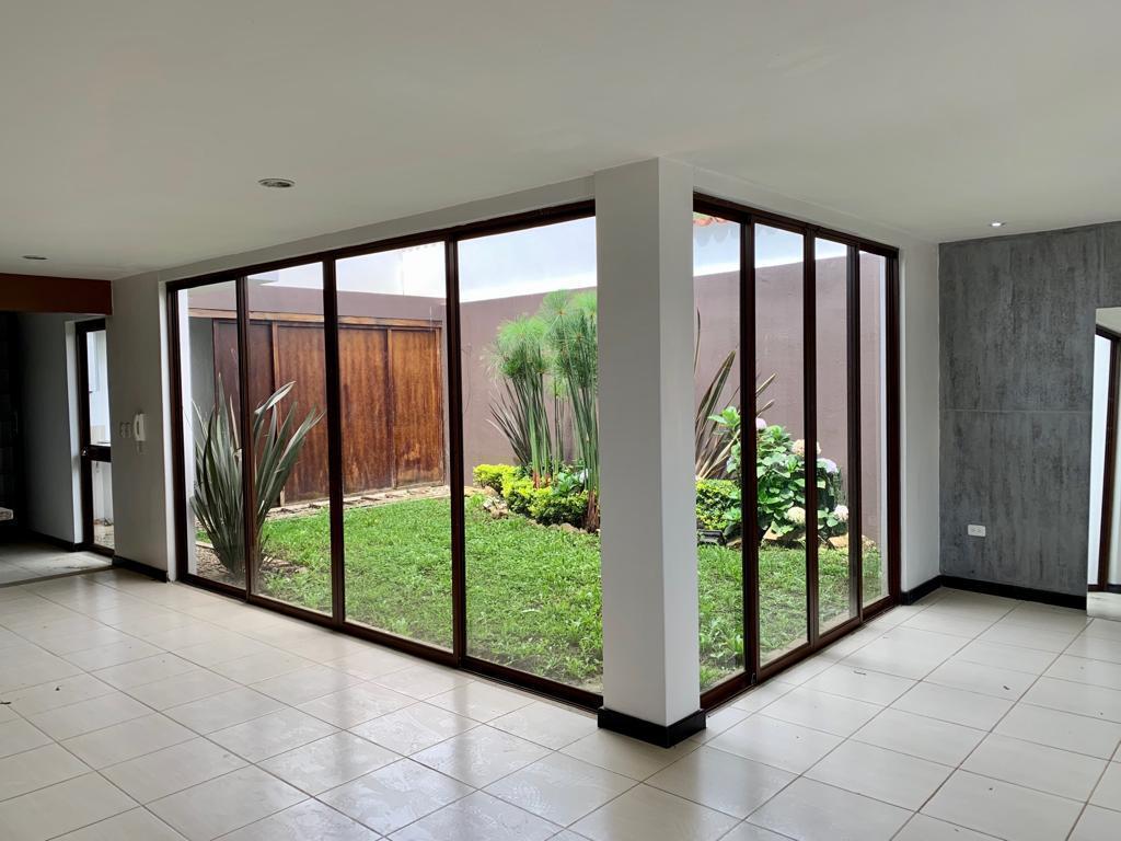 Casa 4 Dorm., Urbanización Misicata, Azuay — imagen 10