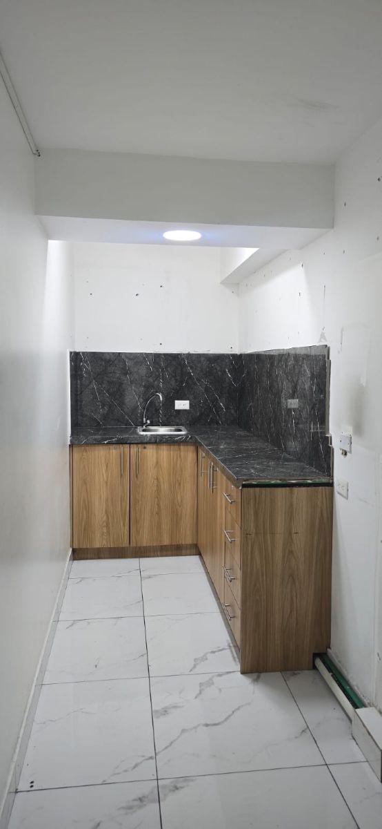 Venta de Casa de 620 m² Para Oficinas Junto Al Colegio Benalcázar — imagen 7