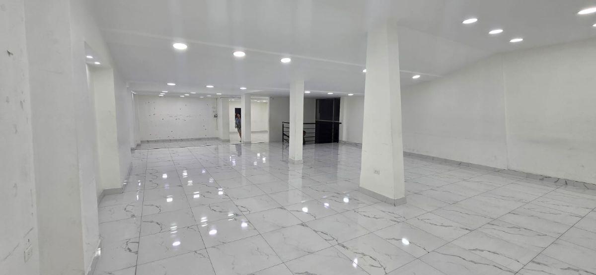 Venta de Casa de 620 m² con 18 Habitaciones Sector La Carolina — imagen 5