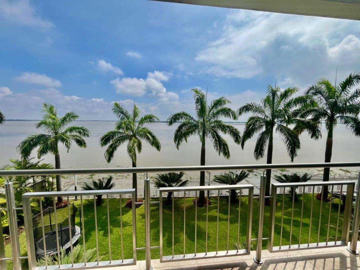Departamento de 190 m² con 3 Habitaciones en Venta en Samborondón, Guayas — imagen 7
