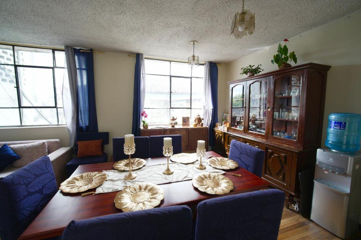 Vendo Casa, Sector Las Casas Bajo, 2 Departamentos, 1 Suite. Provincia de Pichincha — imagen 7