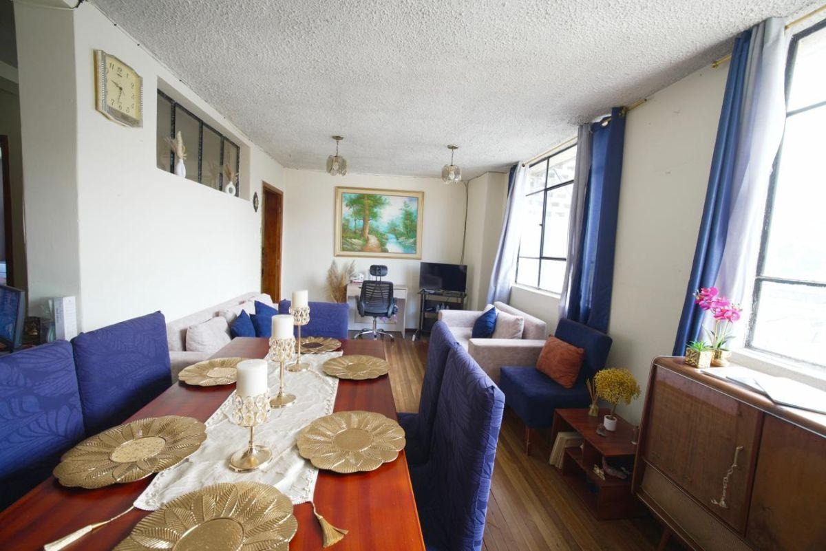 Vendo Casa, Sector Las Casas Bajo, 2 Departamentos, 1 Suite. Provincia de Pichincha — imagen 6