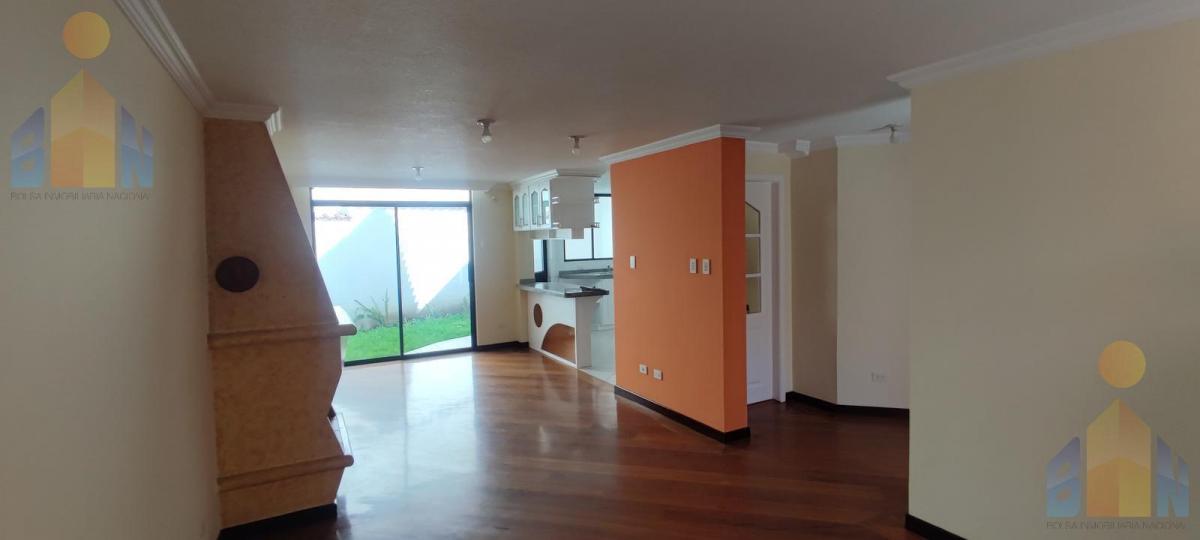 Vendo Casa Conjunto, Seguridad, Santa Lucia, Quito — imagen 7