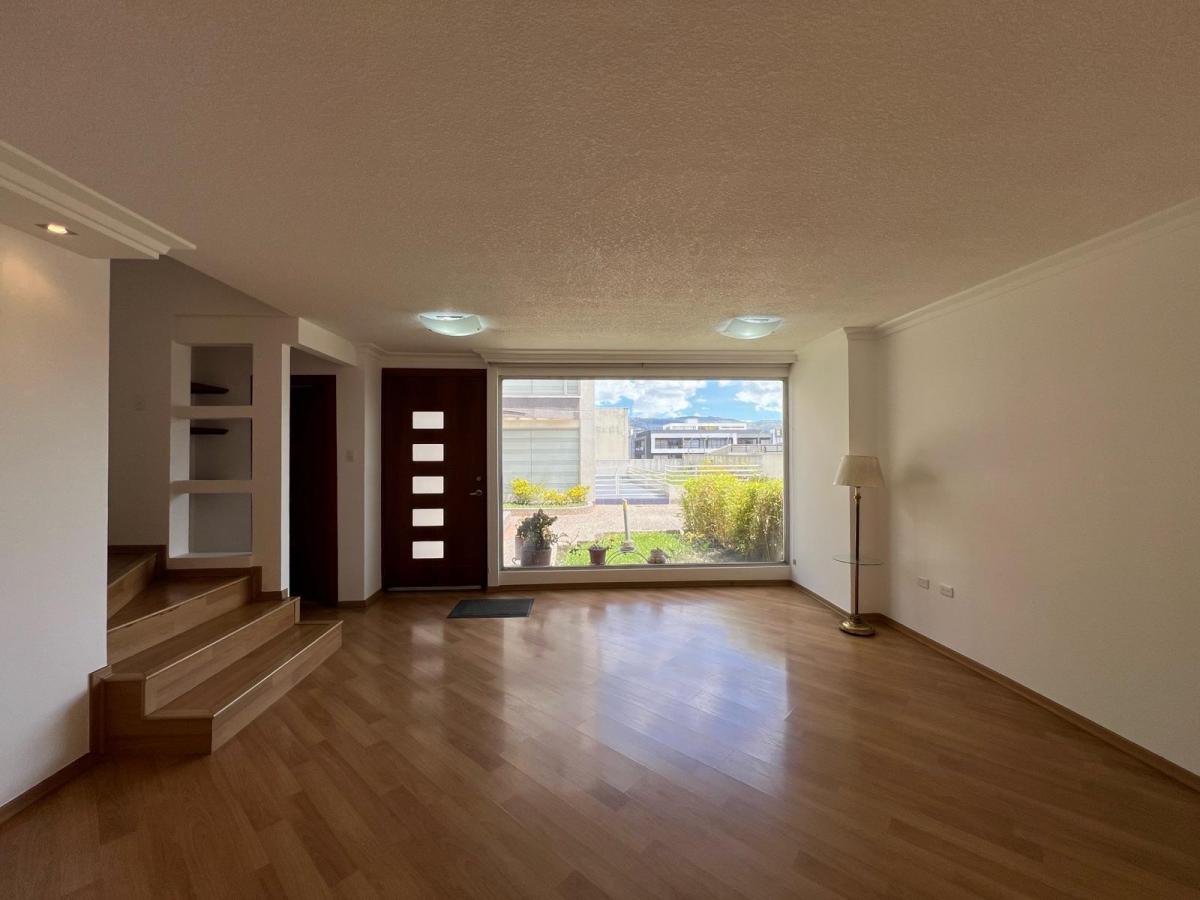 Casa Esqunera en Venta Ponceano Alto — imagen 9