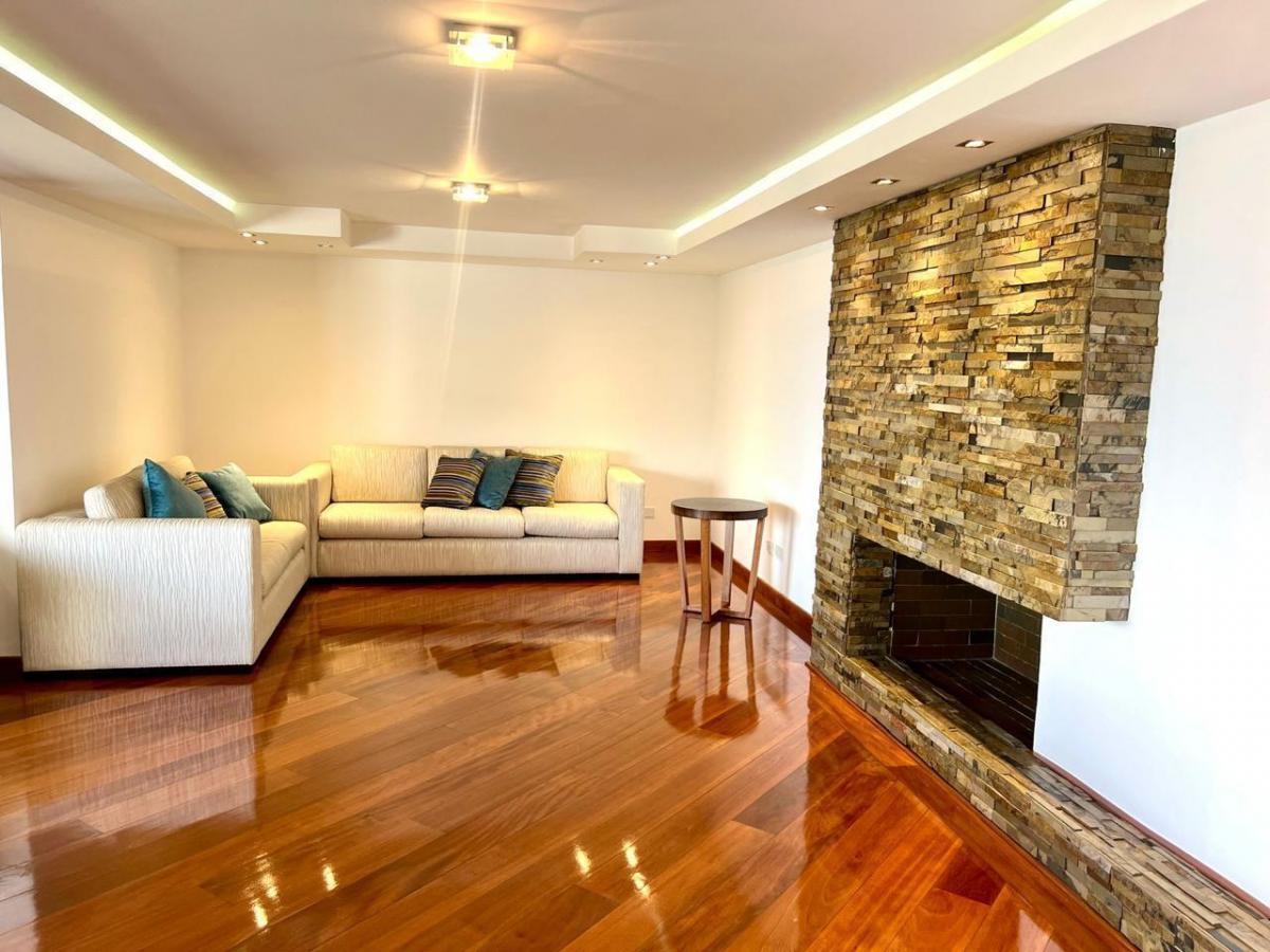 Mv - Sector Gonzalez Suarez, en Venta y Renta Dpto 262 m² de 3d (Sin Amoblar) Totalmente Remodelado — imagen 7