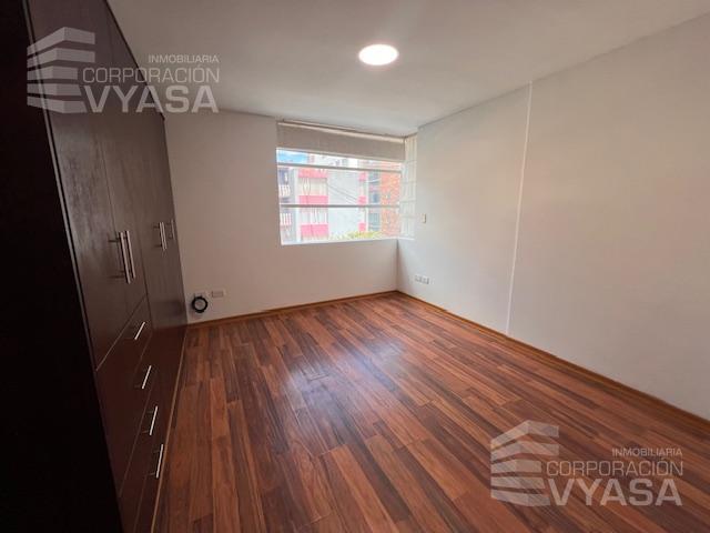 Av Colón - Cerca Plaza Artigas, Se Vende Departamento de 82 m² — imagen 2