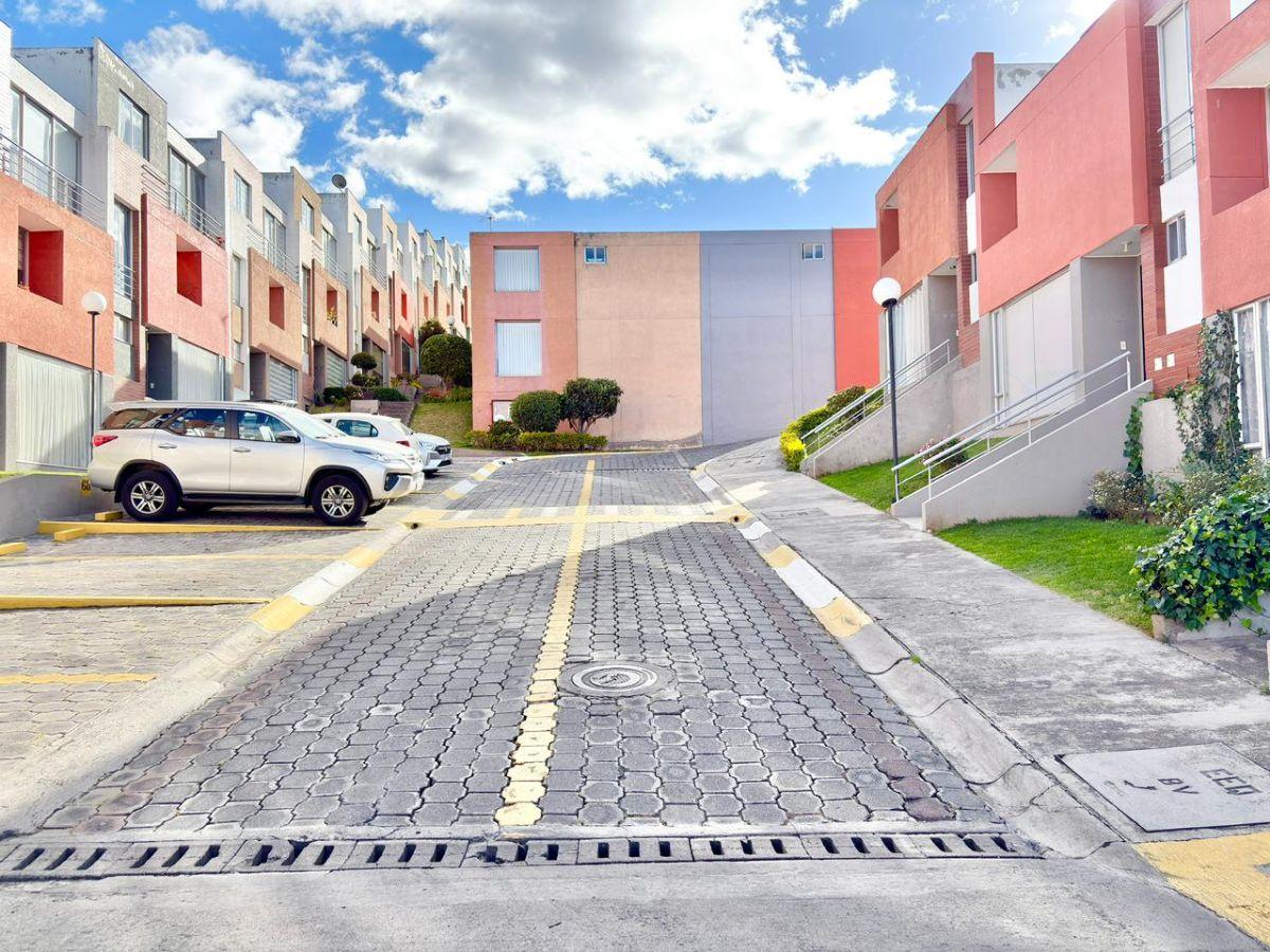 Casa en Venta en San Isidro del Inca - Conjunto Cumbres de San Isidro — imagen 9