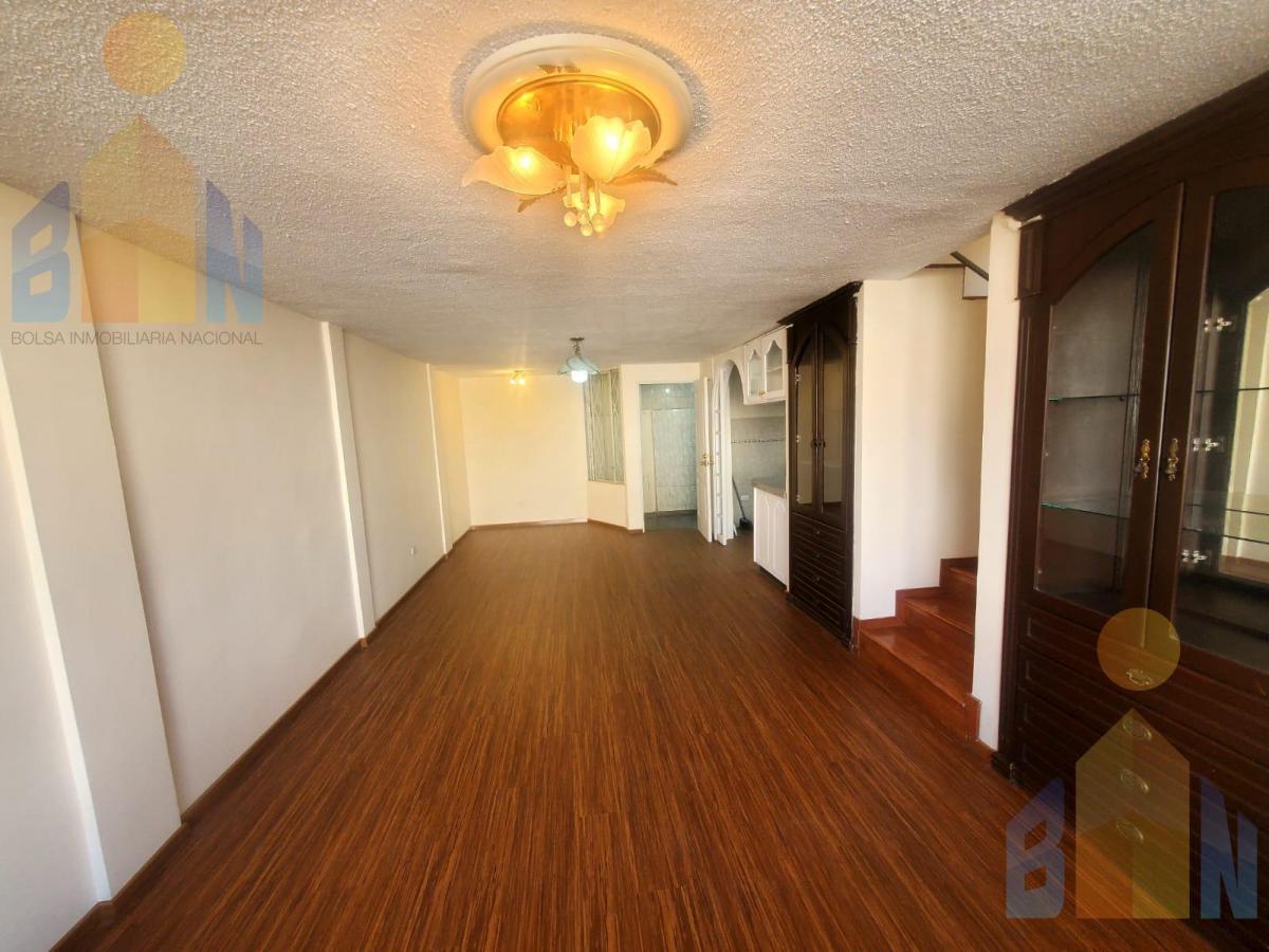 Casa Dentro de Conjunto en Venta Al Norte de Quito Sector San Isidro del Inca — imagen 6