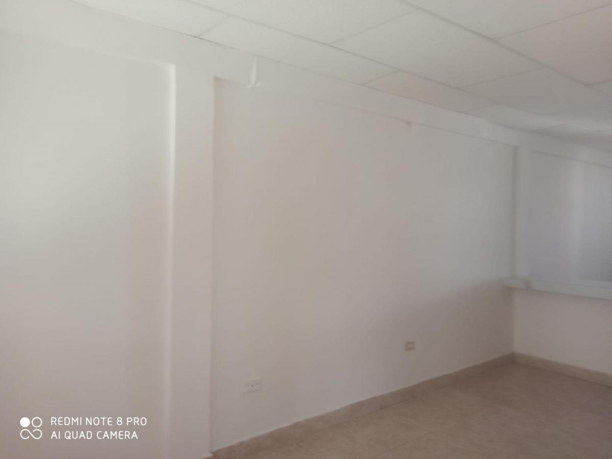 Venta de Casa en Urbanizacion Zona Norte Manta Fv, Manabí — imagen 8