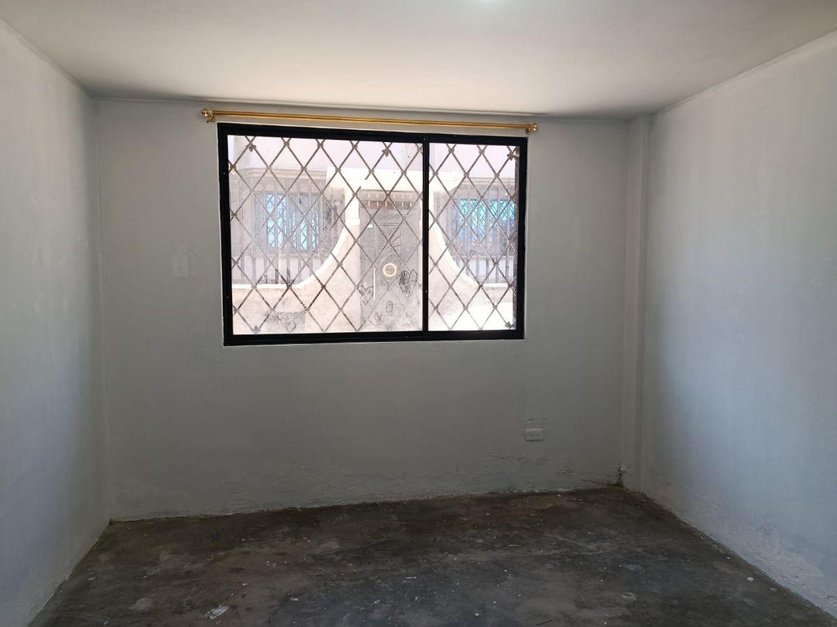 Casa Rentable 3 Pisos Sector San Martin, Sur de Quito — imagen 2