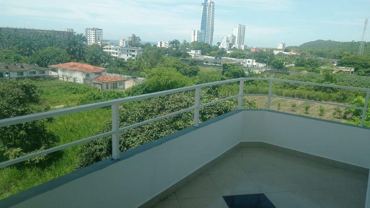 Departamento Dúplex Amoblado en Tonsupa — imagen 3