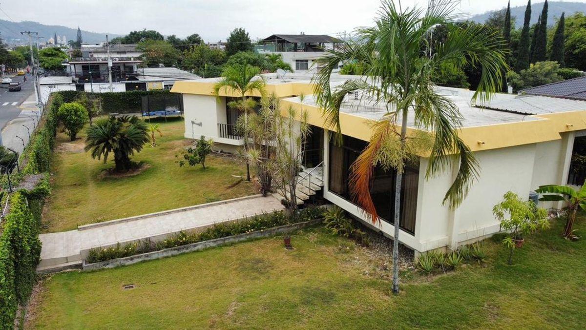 Casa de Venta en Portoviejo Av Reales Tamarindos H/m, Manabí — imagen 9