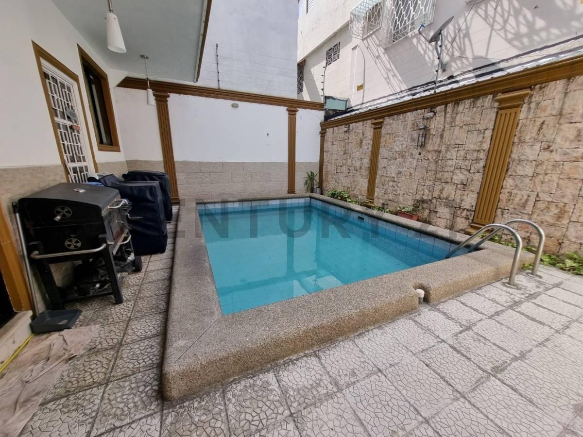 Casa en Venta de 3 Plantas con Piscina, 5 Cuartos, 4baños, 2 Medio Baño. Luisn. Guayas — imagen 8