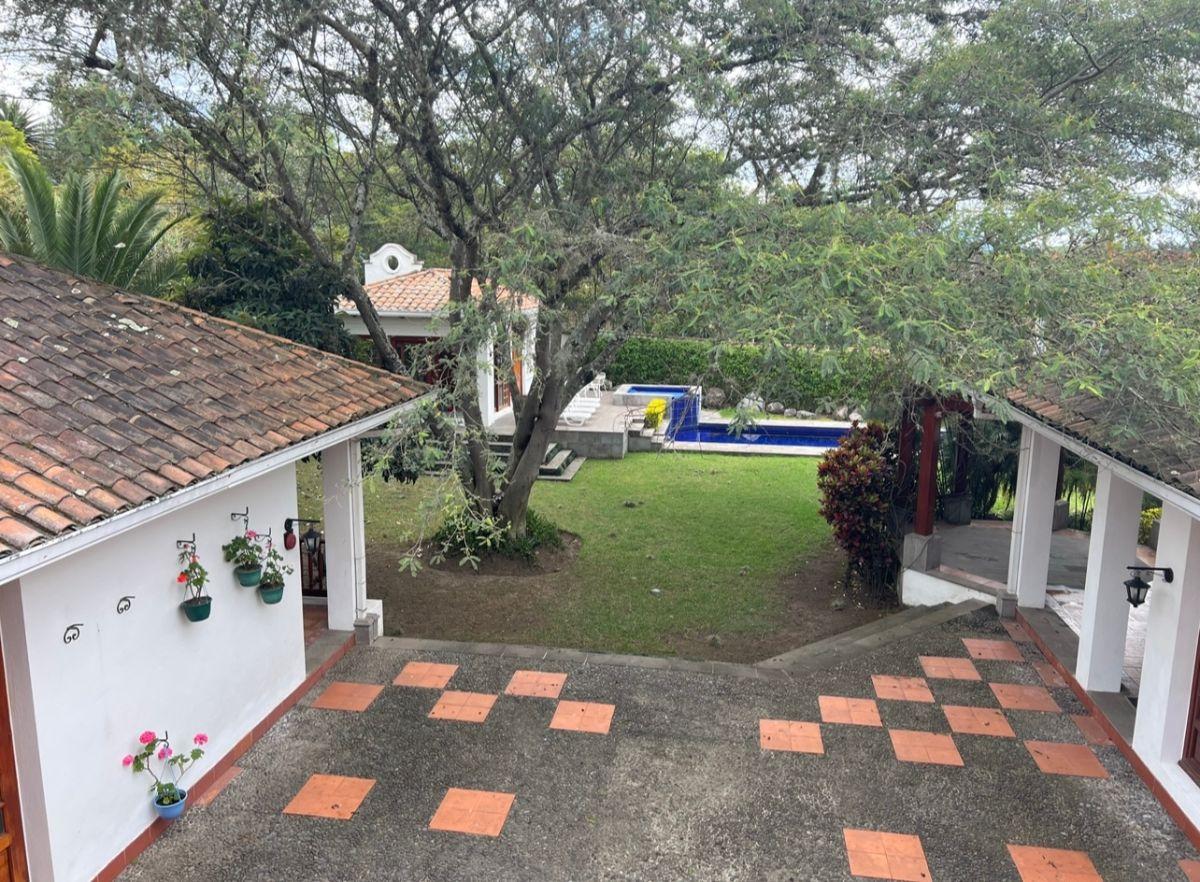 Vendo - Rento Hermosa Casa con Piscina, Urbanización La Viña, Dorm. en Planta Baja! — imagen 7