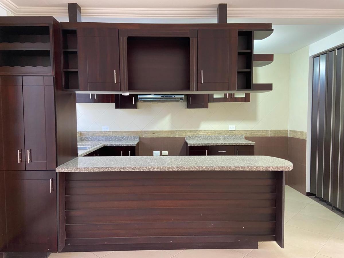 Casa en Venta, Urbanización, Racar, Azuay — imagen 8