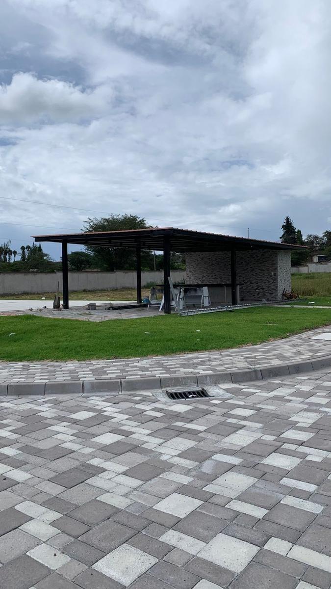 Terreno de 630 m² en Venta en Tumbaco — imagen 6