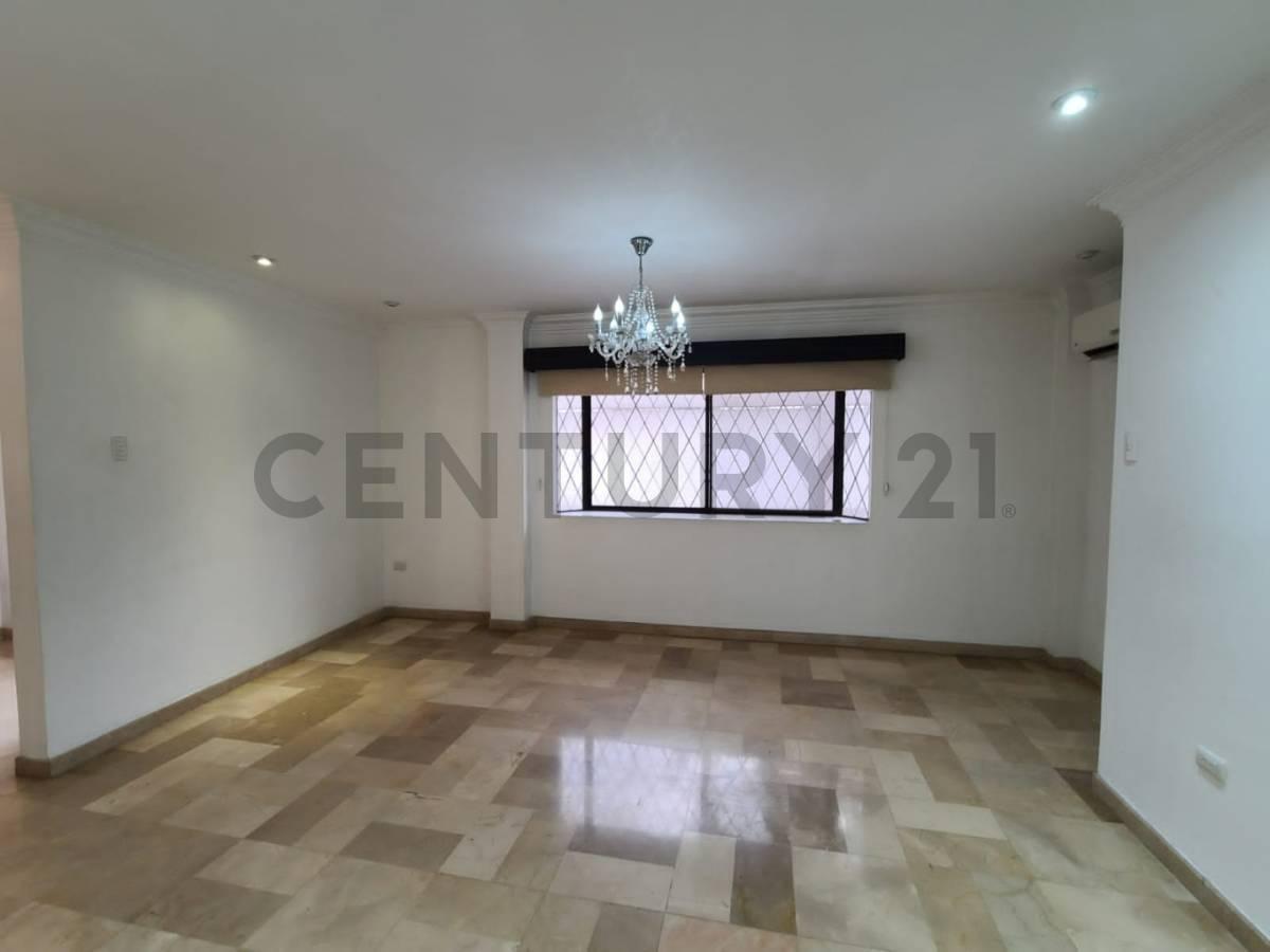 Venta Casa Residencial en Kennedy Norte, Guayas — imagen 9