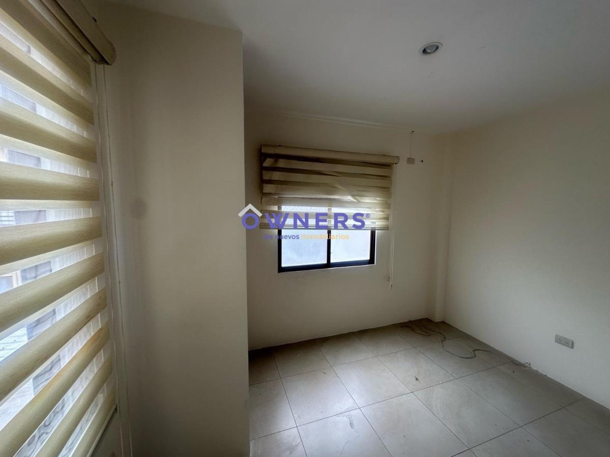 Casa en Venta en Urb La Rioja 4 Dormt Full Acabados (Jlr), Guayas — imagen 2