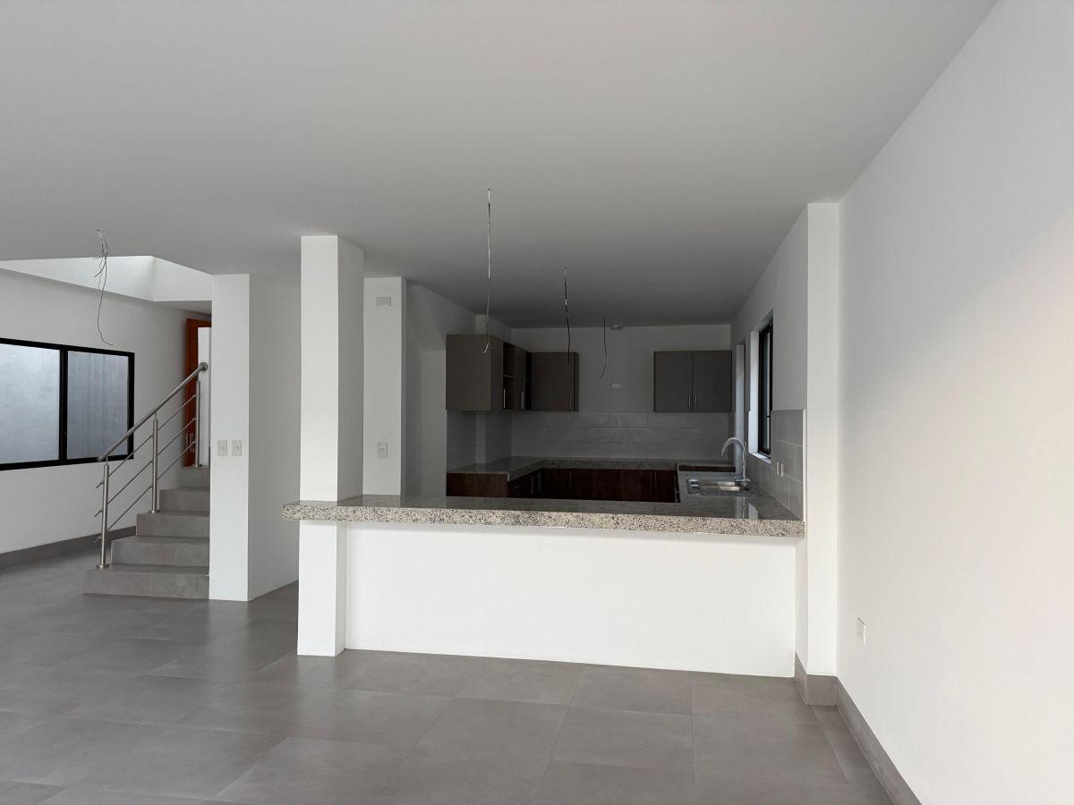 Estrena Tu Nuevo Hogar en Costa Azul, Urbanización La Costa, Nuevo Samborondón, Guayas — imagen 5