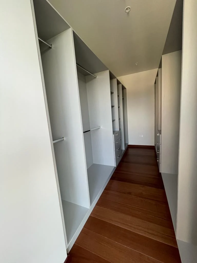 Vendo Departamento Dos Dorm. Sector Gonzalez Suarez — imagen 3