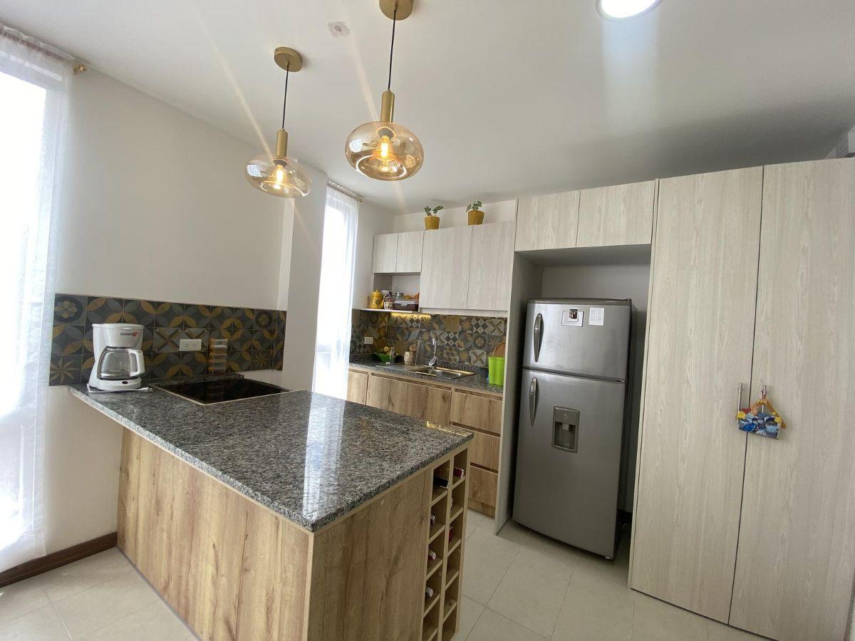 Venta Departamento en Tumbaco, Dentro de Conjunto Privado — imagen 9