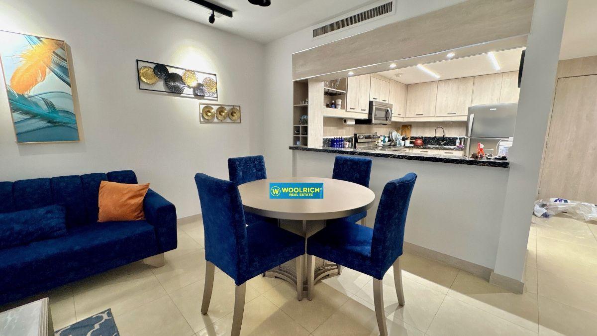 Torres del Hilton Colon, Vendo Departamento Amoblado, 2 Dorm, Parqueo, 135 m², Guayas — imagen 5