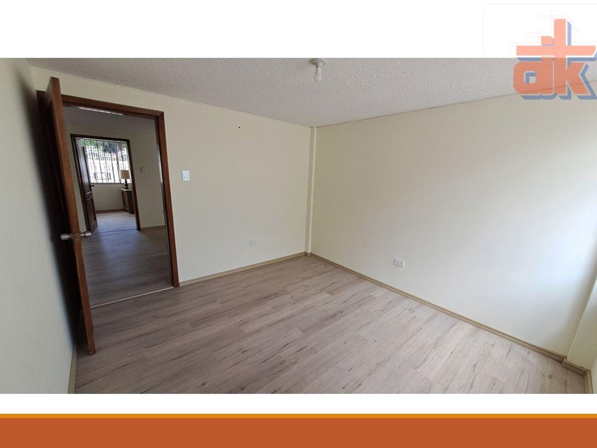 Casa Renovada en Cumbayá | 350 m² | Urb. Privada | — imagen 3