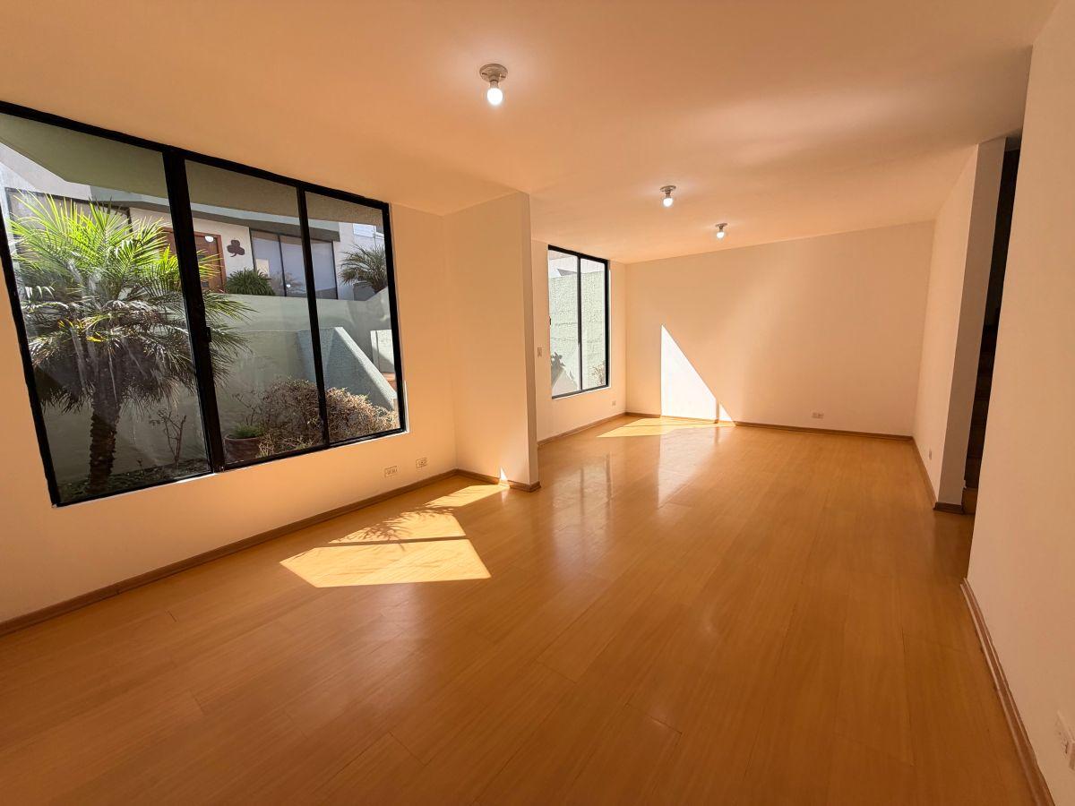 Casa en Venta Esquinera Carcelen 205 m² en Conjunto 4 Habitaciones — imagen 8