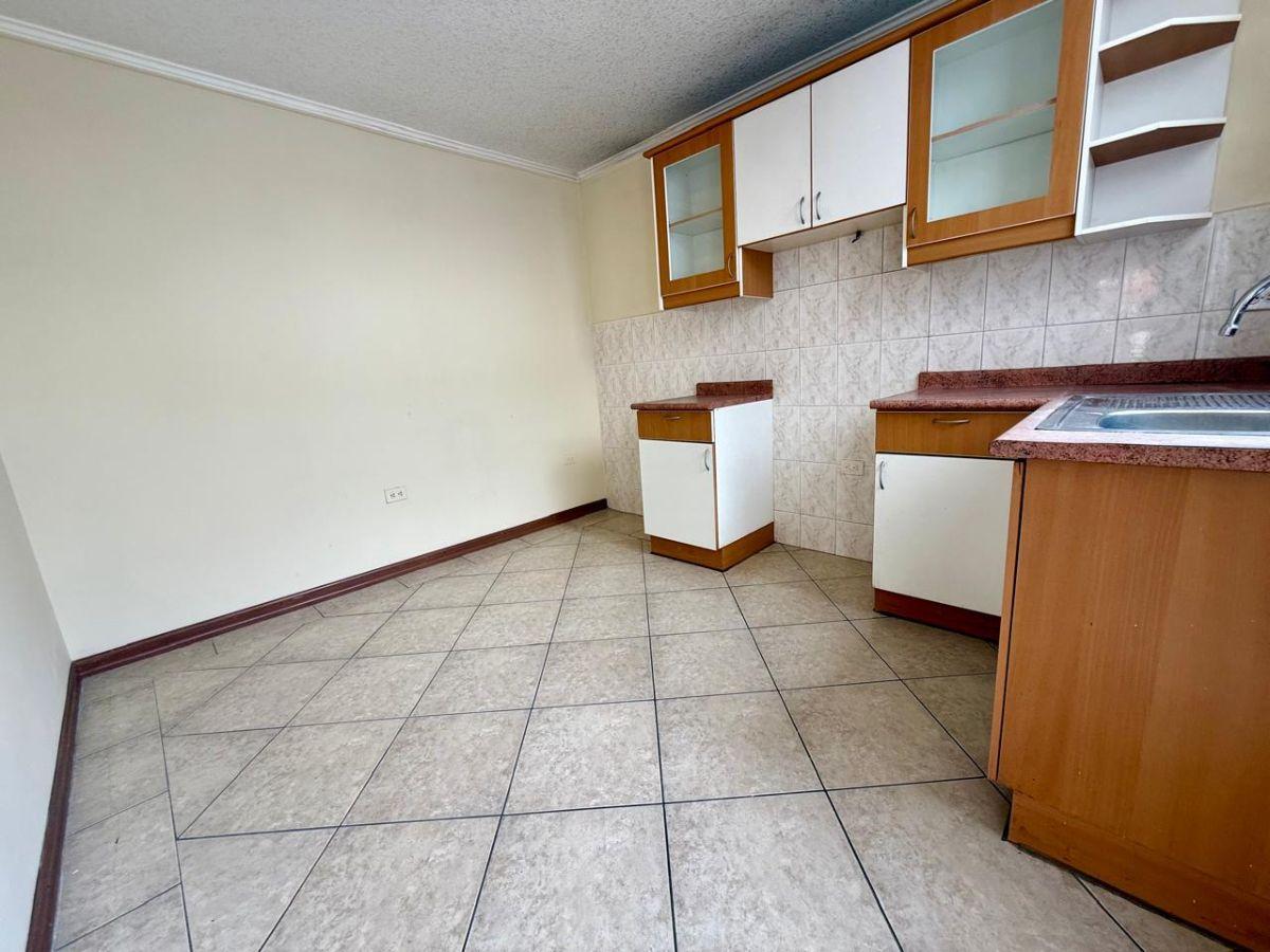 Casa en Venta – Viña de Pomasqui | Sector Manuel Córdova Galarza Pomasqui — imagen 7