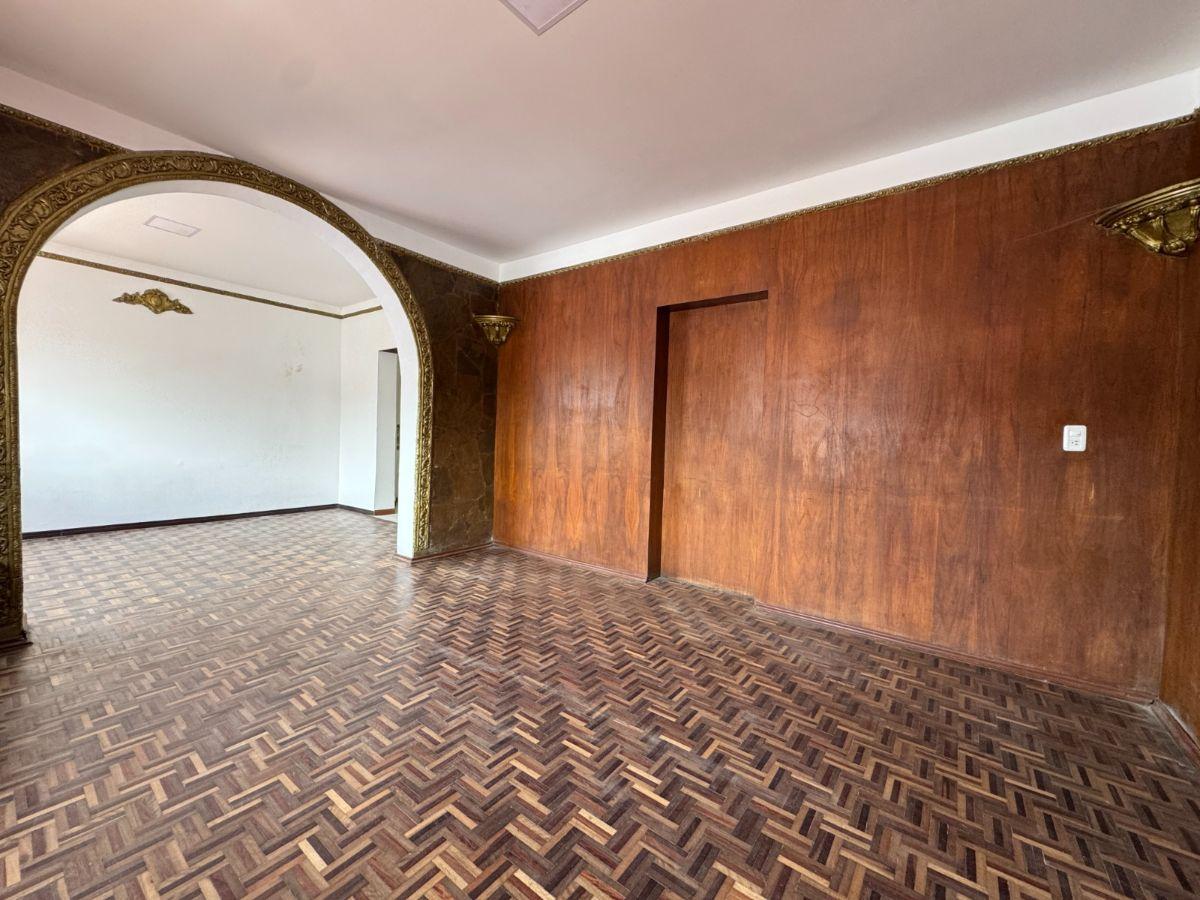 Casa de Oportunidad en La Tola | $85.000 | 450 m² | 5 Dorm. | Vista Panorámica — imagen 3