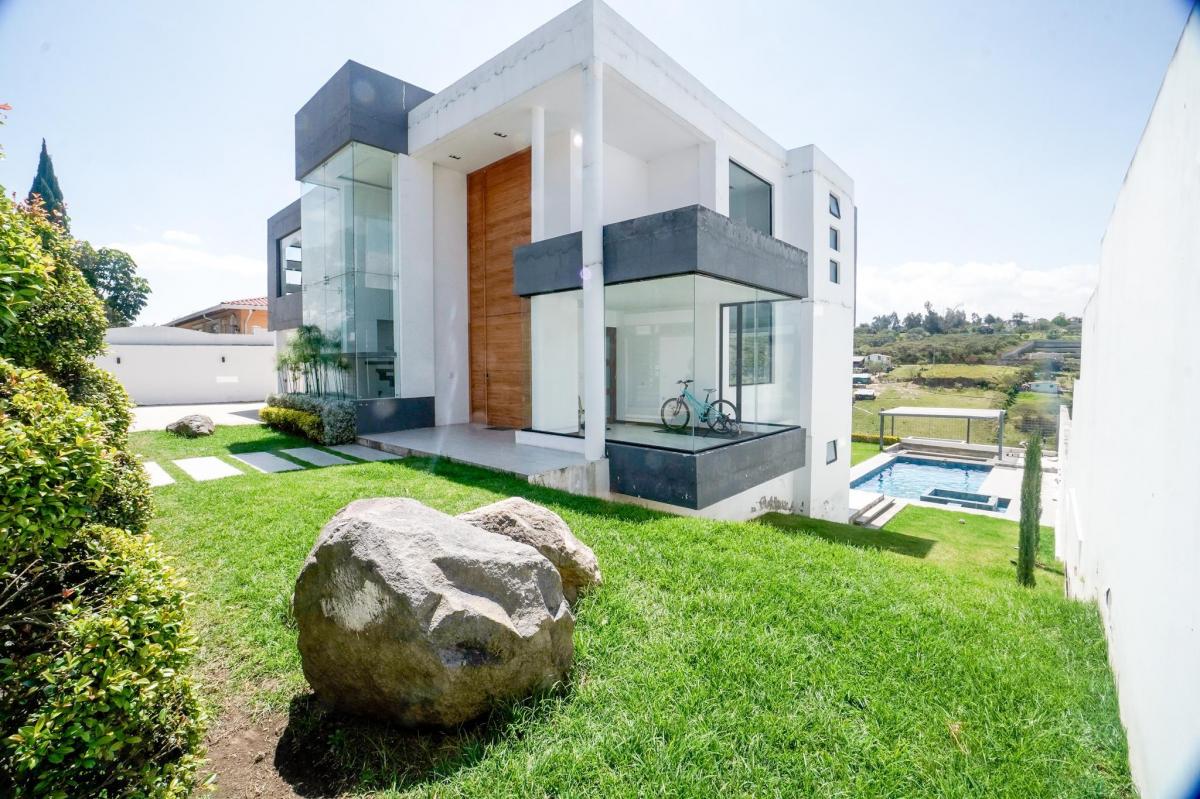 Venta Casa Urbanización Sector Viña Alta en Tumbaco 994 m² — imagen 10