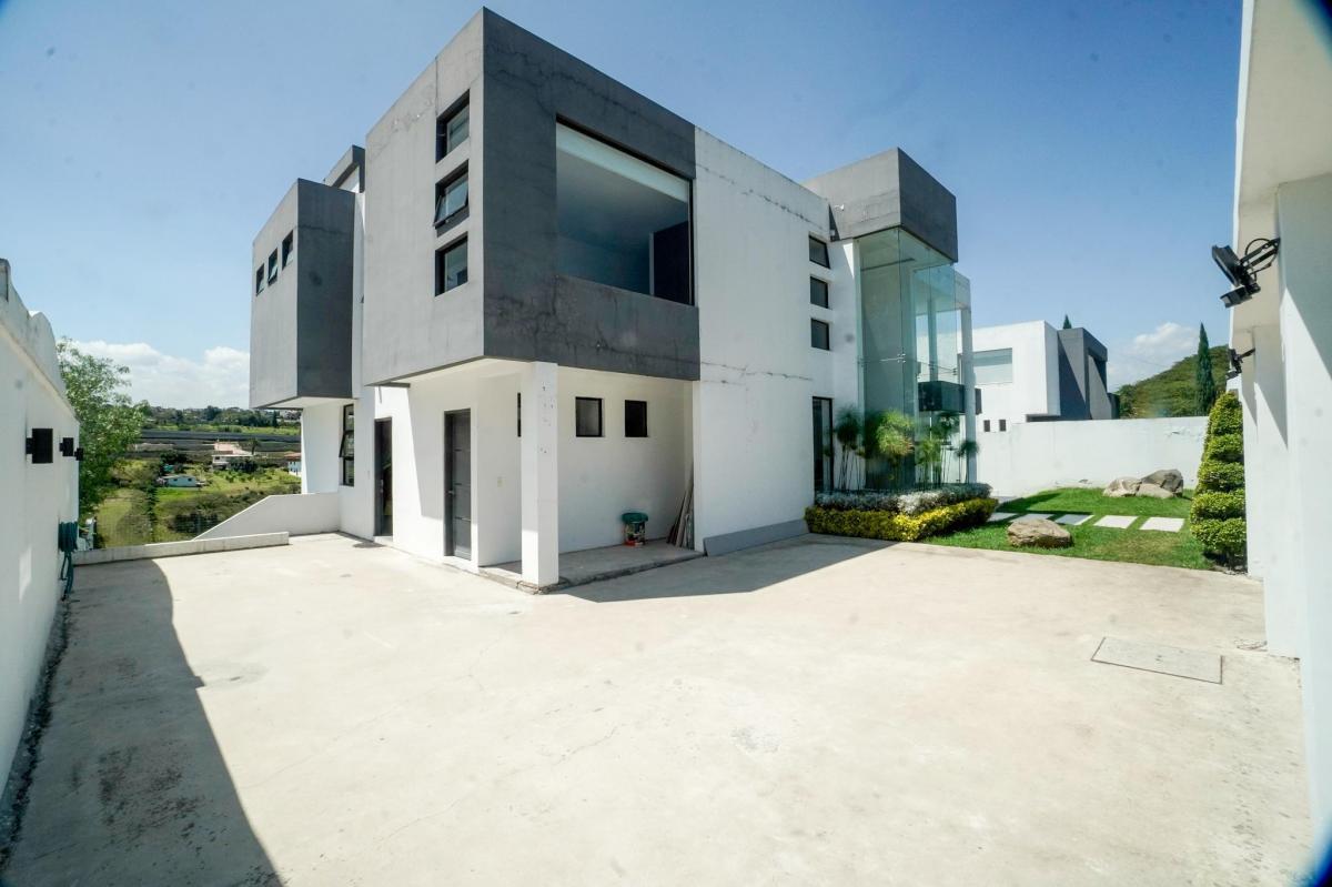 Venta Casa Urbanización Sector Viña Alta en Tumbaco 994 m² — imagen 9