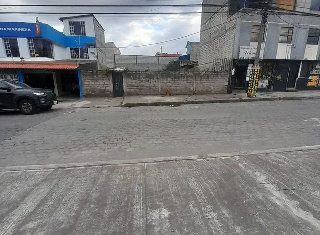 Terreno en venta en Turubamba — imagen 1