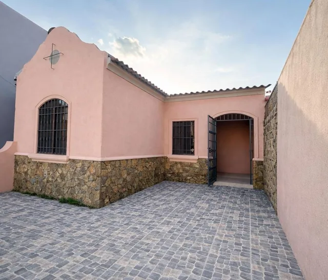 Foto de Casa en Venta Urbanización La Rioja Et. Asturias, Guayas