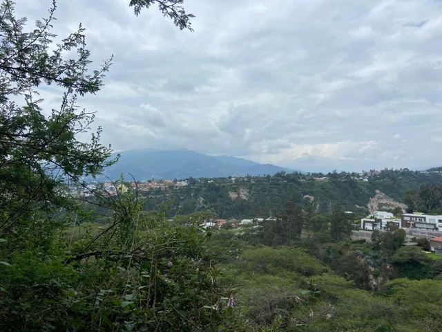 Foto de Nayon Ideal Para 5 Casas Familiares